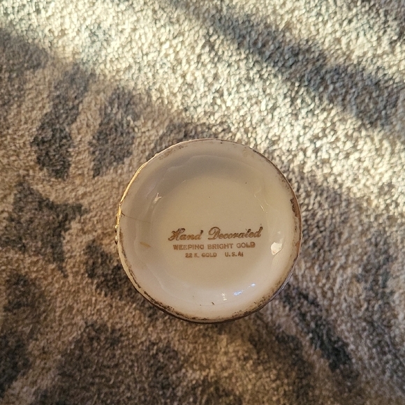 Vintage Hand Decorated Porcelain Vase Weeping Bright Gold 22K  Mid Century US - Picture 4 of 12